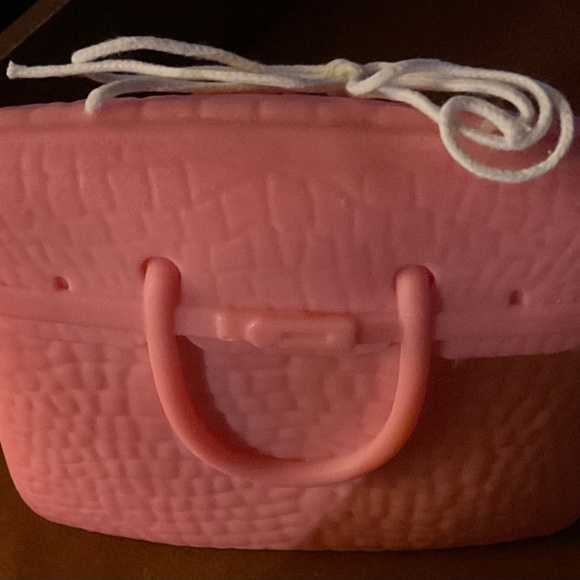 Purse Candle - Picture 3 of 12